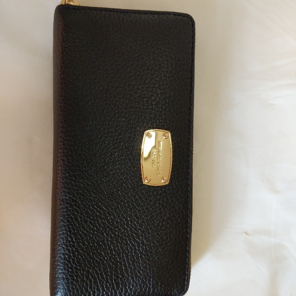 Michael Kors Wallet Pebbled Leather